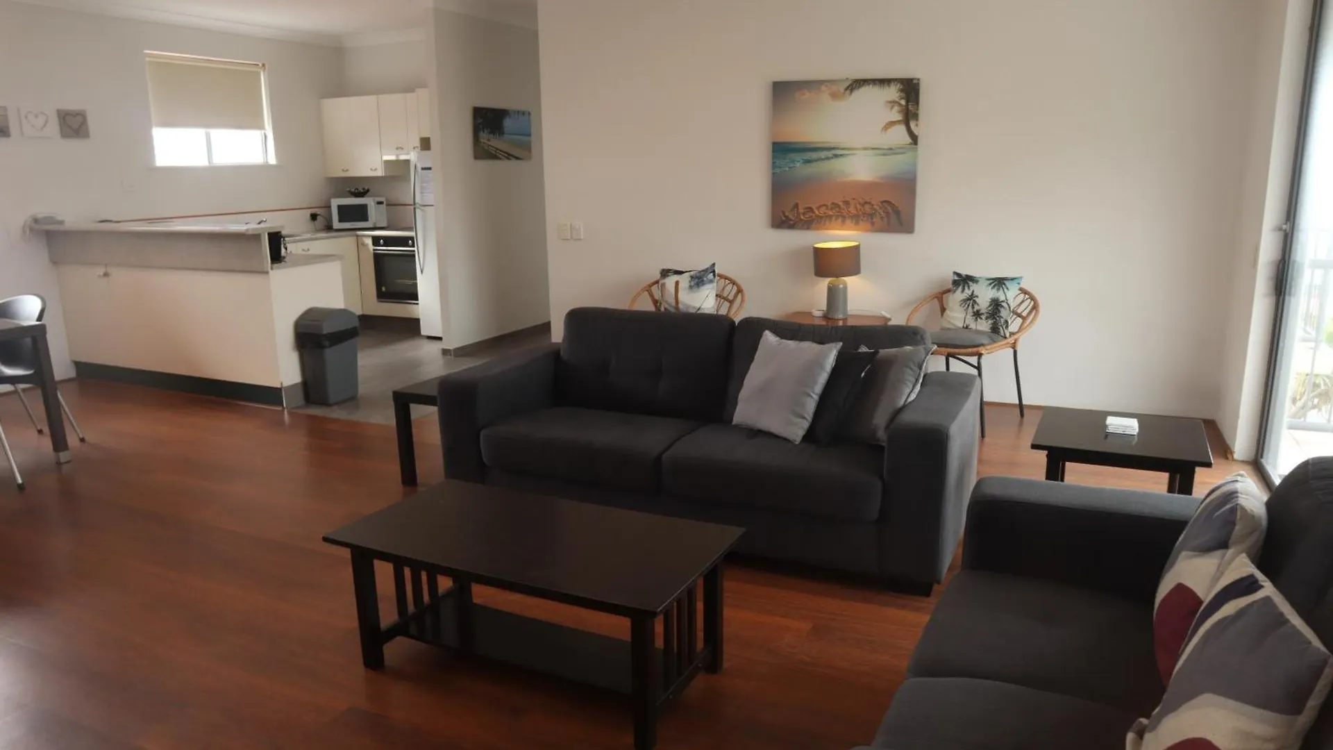 ***  Coolum Beach Resort Australia